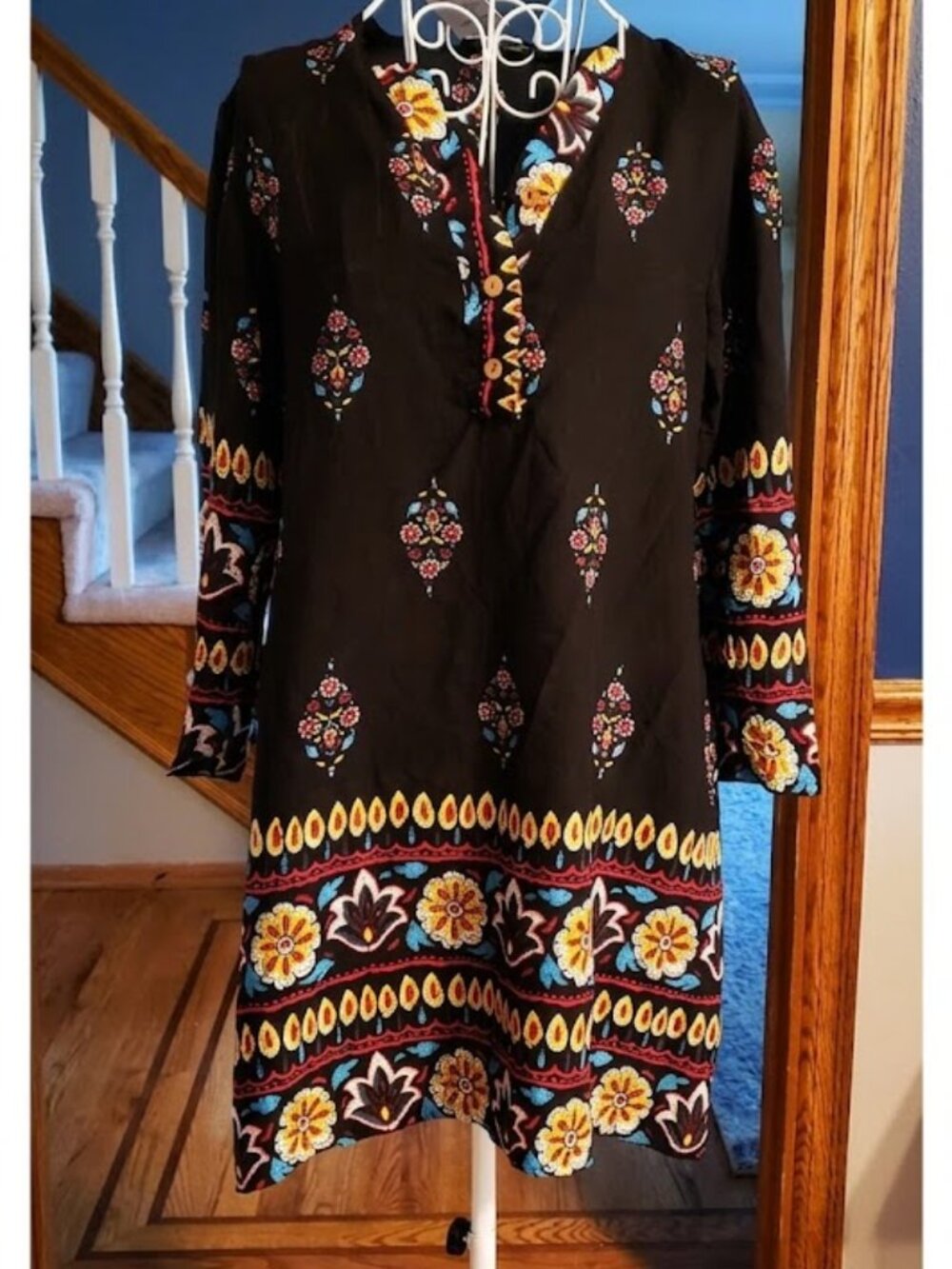NWT Celmia Sz Small Black Floral tunic / dress
